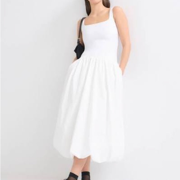 Abercrombie & Fitch Dresses & Skirts - Abercrombie & Fitch Mixed Fabric Bubble Hem Midi Dress Size S - Sold out online!